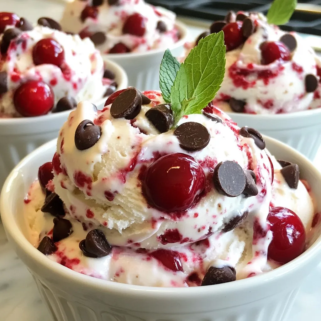 Cherry Chocolate Chip Ice Cream Frisch und Lecker Rezept